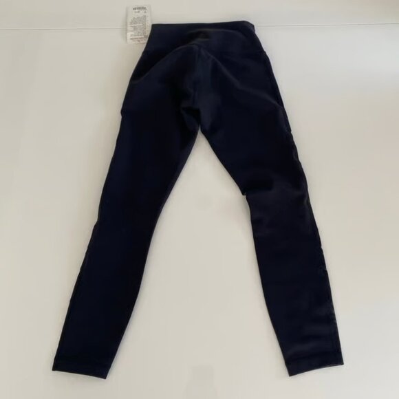 NWT Lululemon High Times Crop Tech Mesh Full-On Luon 7/8 size 4 - Picture 5 of 8
